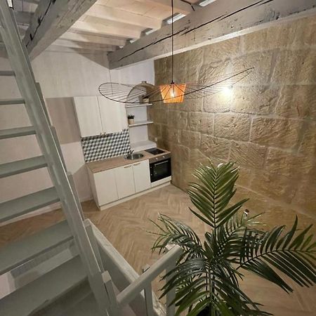 Greenery Apartment Meynes 外观 照片
